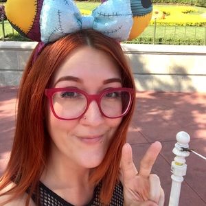 Meet your Posher, Rebecca